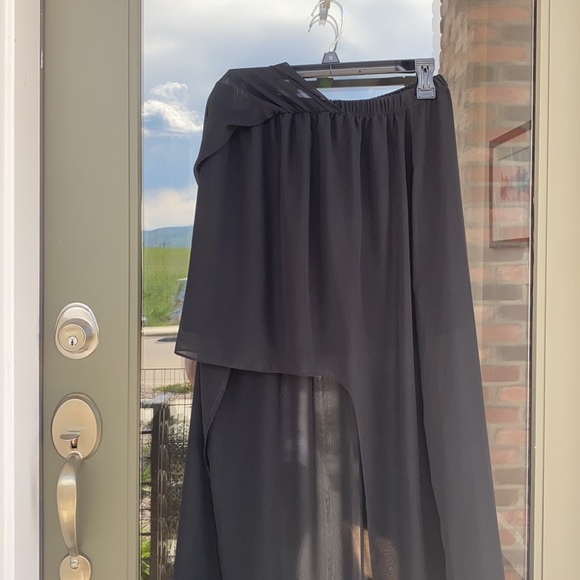 Skirt - Picture 3 of 4